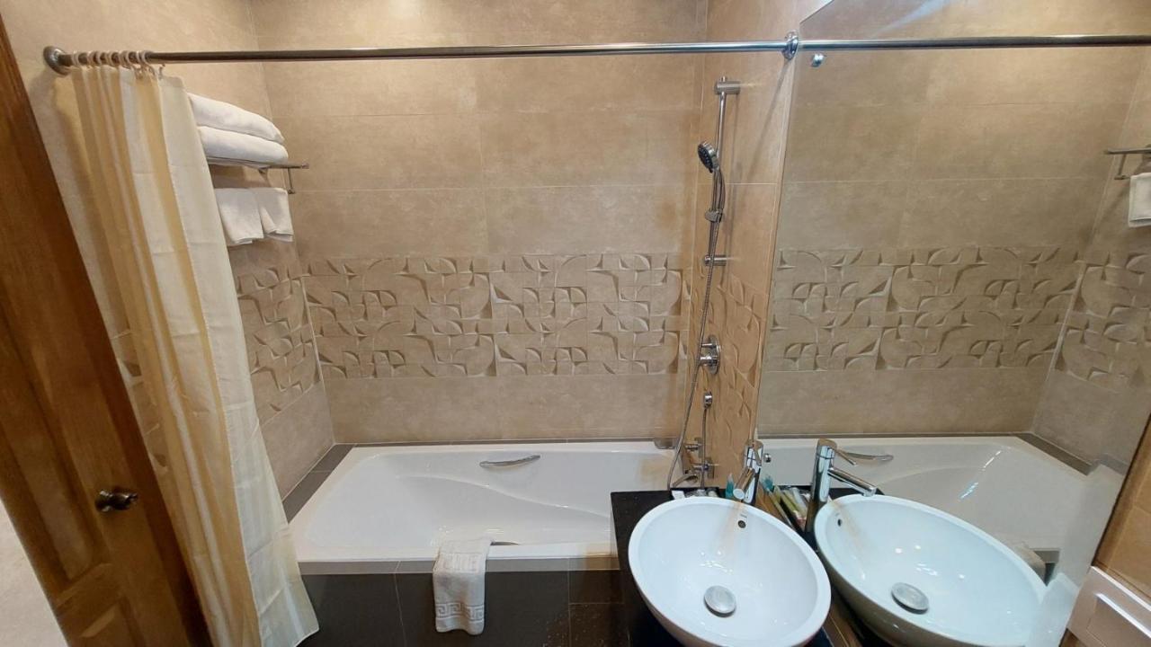 Hotel Grand Galaxy يانغون المظهر الخارجي الصورة